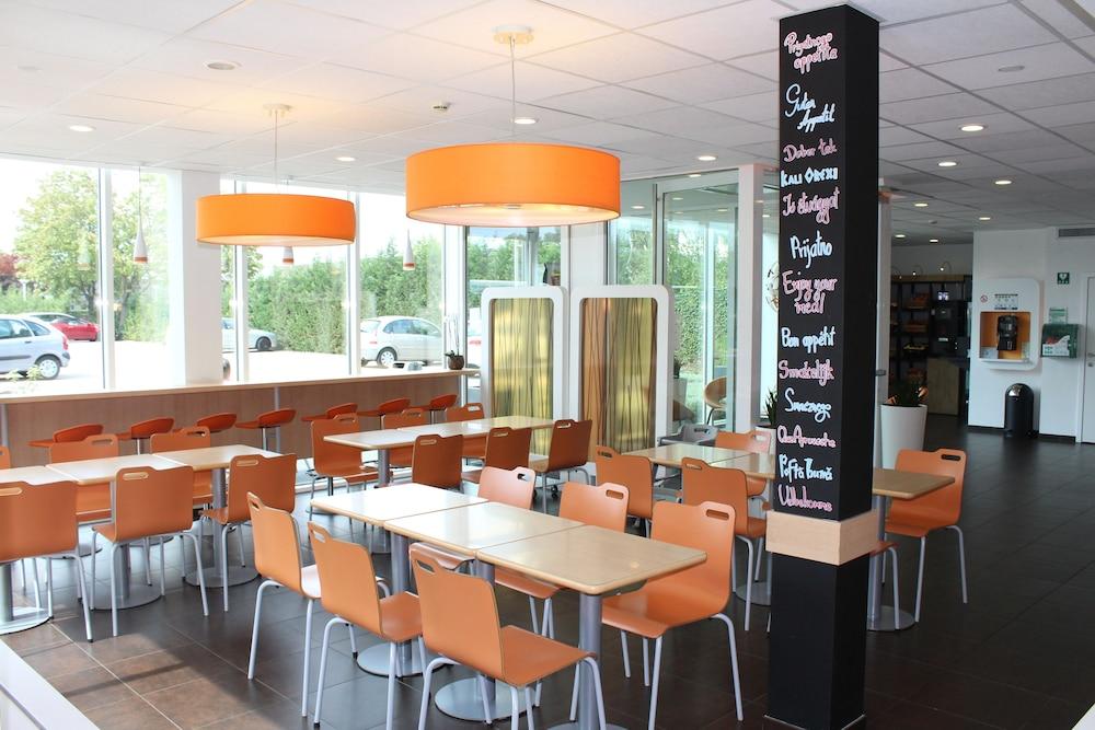 Ibis Budget Antwerpen Port Exterior foto